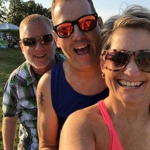 Meet your Posher, Tiffinay